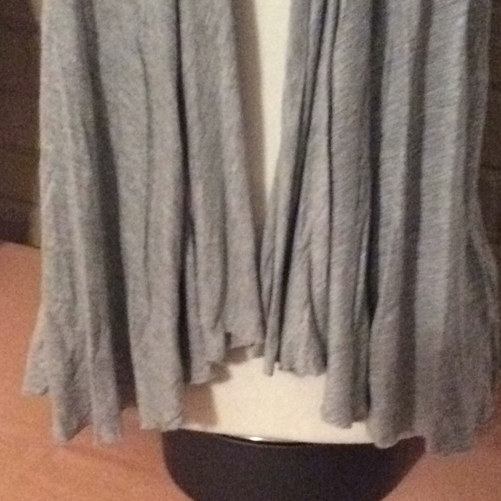 Vest - Picture 2 of 4